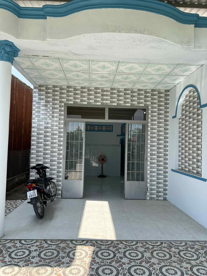 Nhà cấp 4 mặt tiền nhựa Hòa Khánh Nam 155m² giá 1.95 tỷ - Kinh doanh thuận lợi!