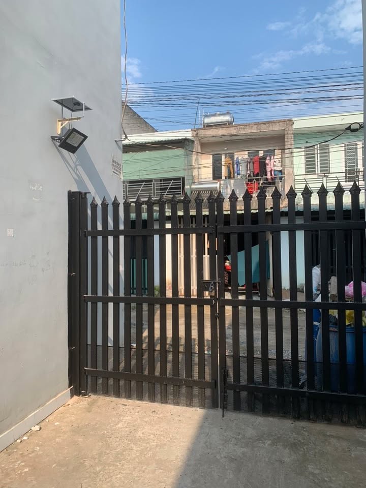 Nhà phố 36m² đường Gò Hưu, xã Mỹ Hạnh Nam giá chỉ 360 triệu - Gần chợ và trường học!