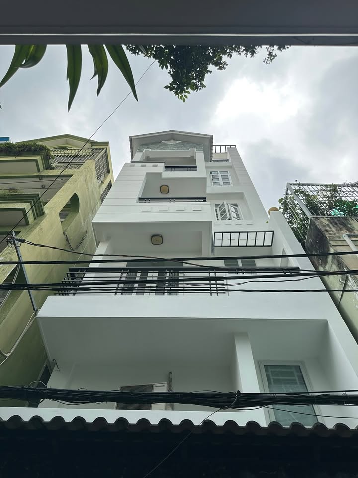 Nhà nguyên căn cho thuê tại Thích Quảng Đức, Phú Nhuận 60m² - Phù hợp làm văn phòng hoặc kinh doanh!