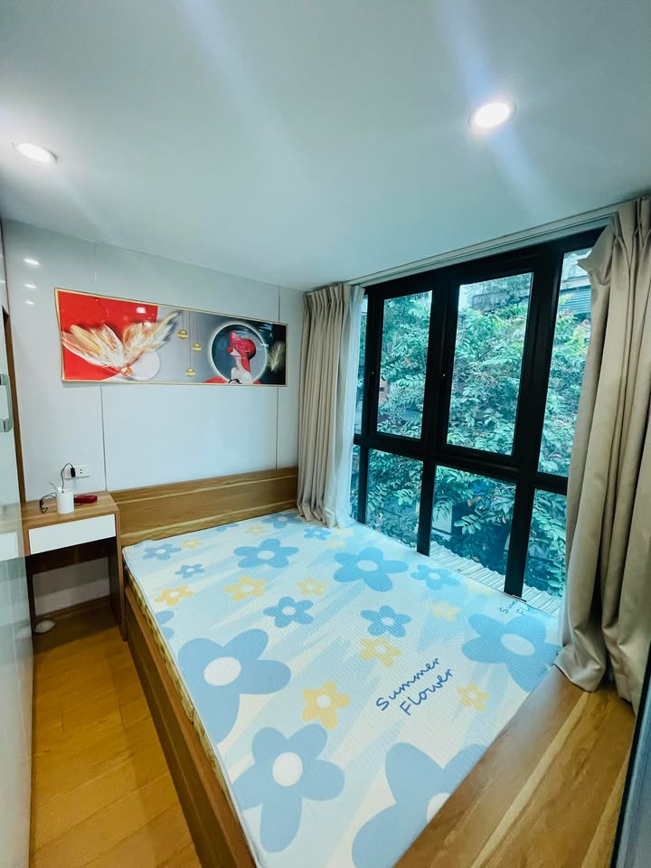 Căn hộ Tập Thể Nguyên Hồng, Ba Đình 80m² giá 4 tỷ - Không gian sống lý tưởng!