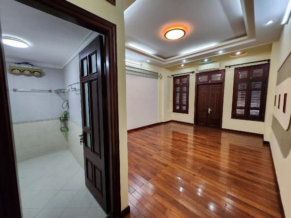 Nhà phố Nghĩa Tân, Cầu Giấy 88m² giá 12 tỷ - Chính chủ bán gấp!