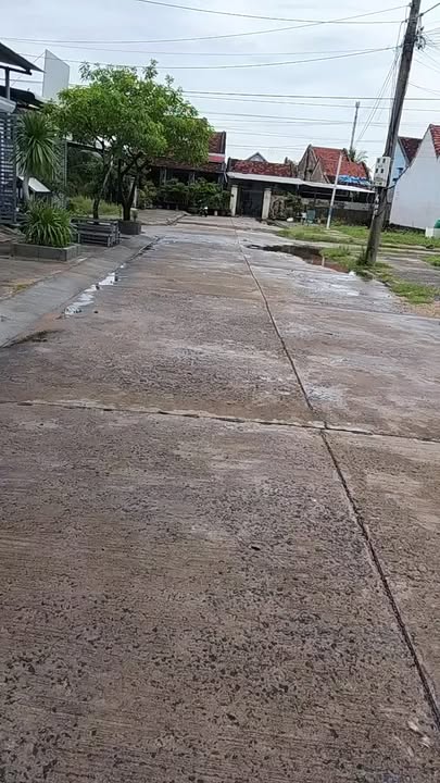 Nhà 2 căn đất Hòa Hiệp Nam 200m² - Sổ hồng chính chủ, mặt tiền đường 16m!