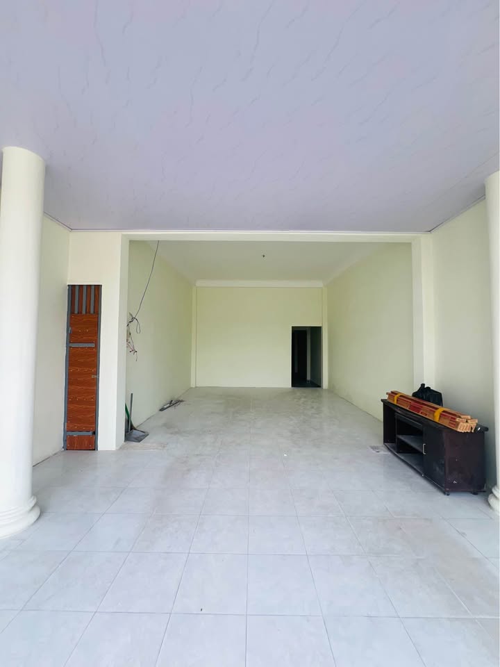 Nhà mặt tiền Quốc Lộ 13 Bến Cát 3PN giá 10 triệu - Kinh doanh đa ngành nghề