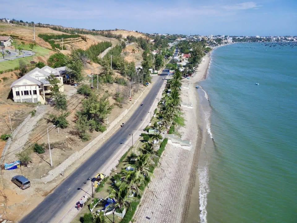 Biệt thự nghỉ dưỡng Sentosa Villa Mũi Né 250m² giá 5 tỷ - VIEW Biển tuyệt đẹp!