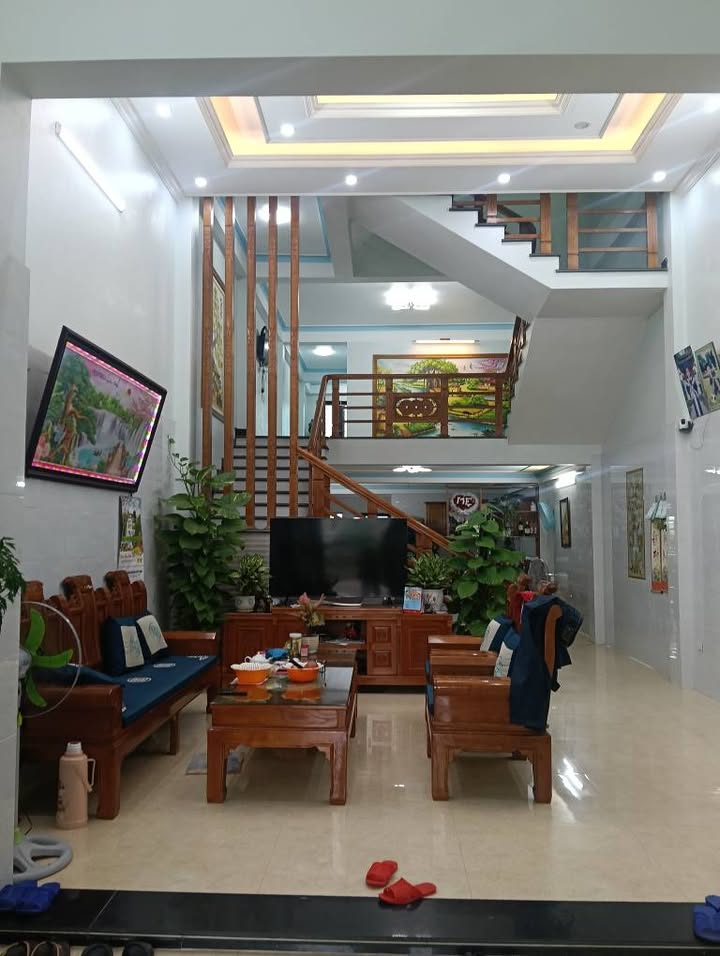 Nhà 2 tầng tại Đông Cương, Thanh Hóa 100m² giá 3 tỷ - Đầu tư sinh lời ngay!