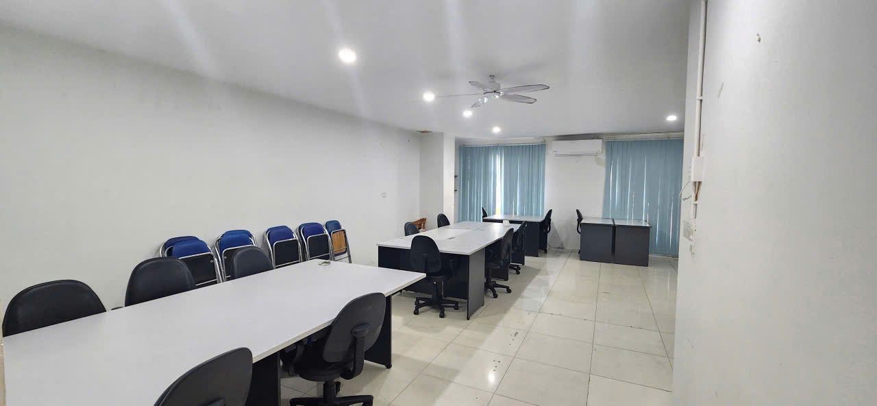 Cho thuê văn phòng 150m² tại Lê Đức Thọ, Nam Từ Liêm - Nhà mới siêu đẹp, thoáng mát!