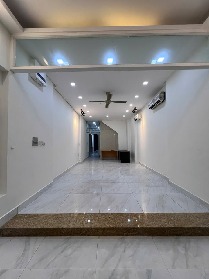 Nhà cho thuê A75 đường Bạch Đằng, quận Tân Bình, 103m² - Gần sân bay, an ninh tốt!