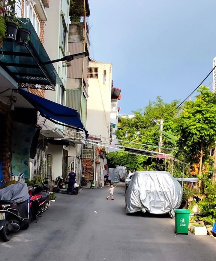 Nhà nguyên căn Vạn Phúc, Hà Đông 38m² giá 12 triệu - Ô tô đỗ cửa, thoáng mát!