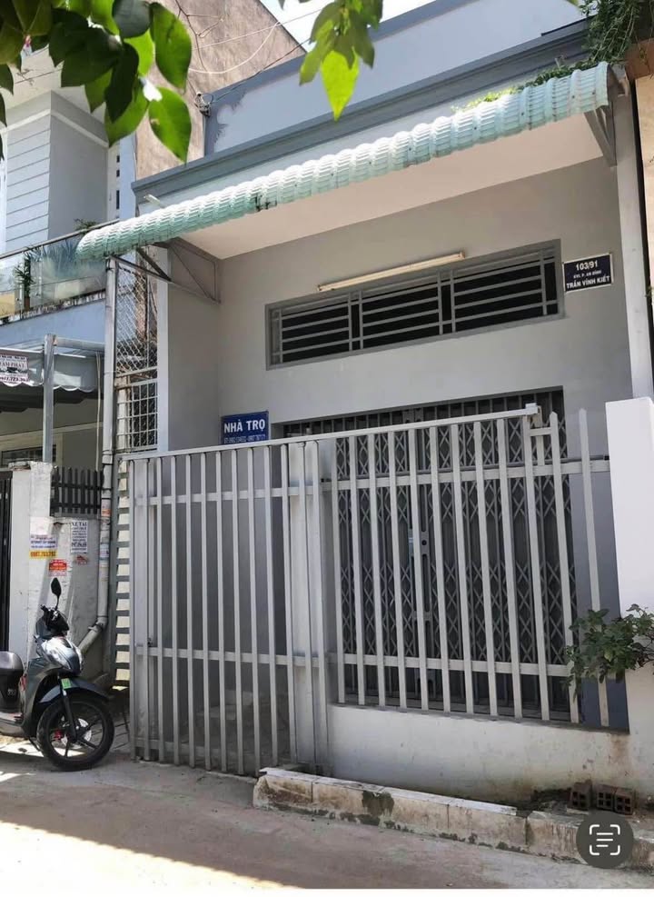 Nhà trọ An Bình Cần Thơ 22m² - Gác bê tông thoáng mát, an toàn