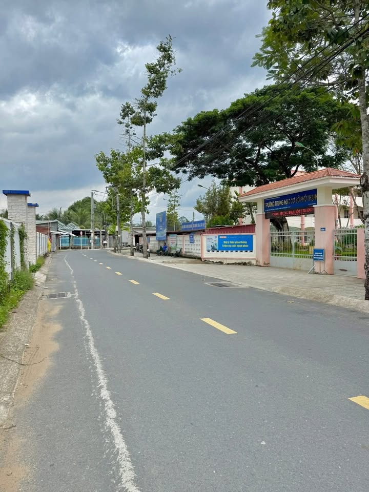 Đất vườn 700m² Phước Thạnh, Mỹ Tho - Không gian nghỉ dưỡng lý tưởng!