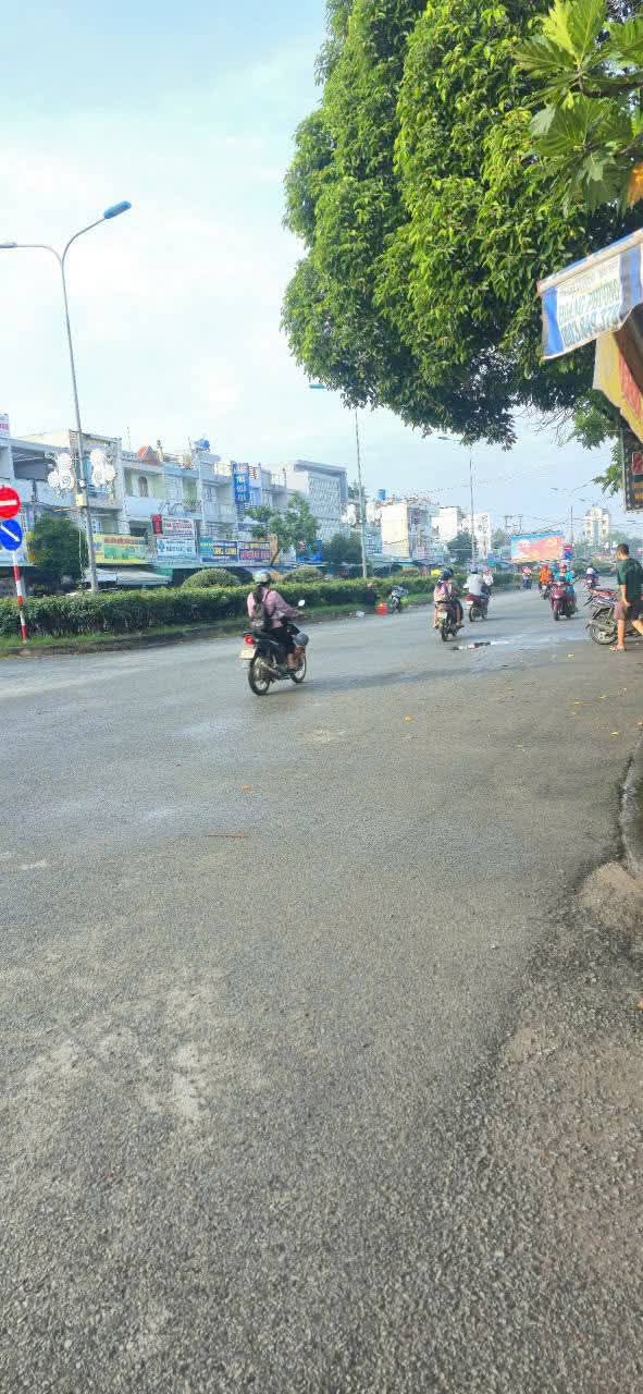 Đất nền KDC Gò Đen, Phước Lợi 105m² - Sổ đỏ chính chủ, giá chỉ 2.85 tỷ!