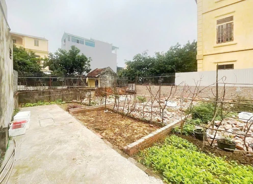 Đất đầu tư xây chung cư mini Phương Canh 175m² giá 14 tỷ - Cơ hội hiếm có!