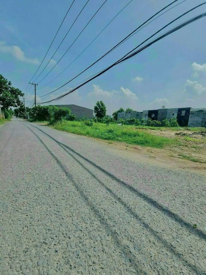 Đất nền Củ Chi 1100m² giá 12.5 tỷ - Mặt tiền đường 145, thổ cư 300m²!