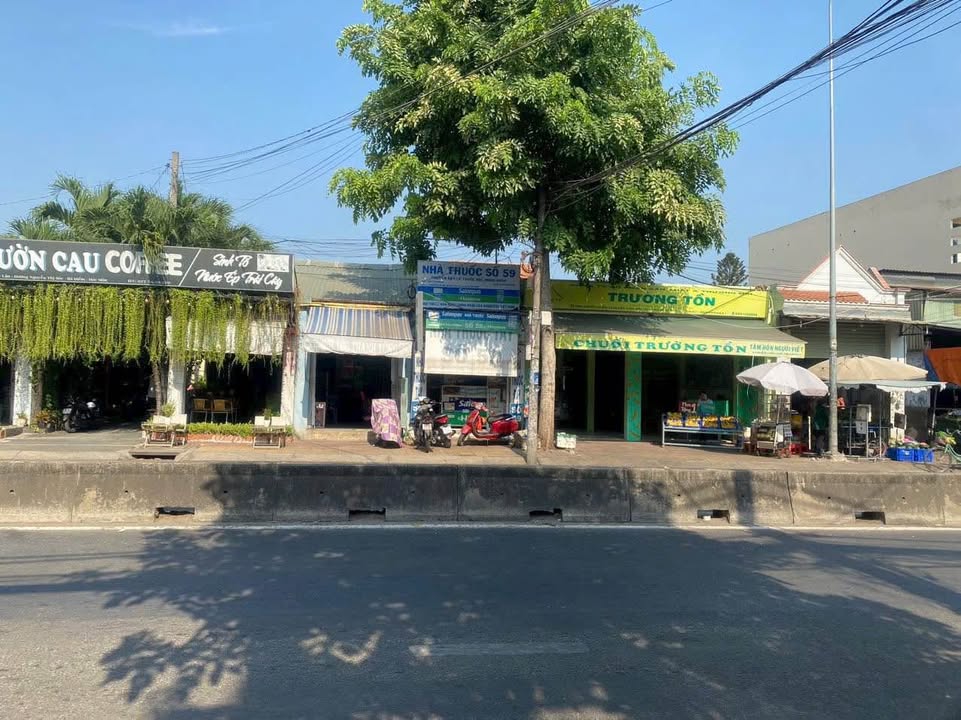 Bán Nhà mặt tiền đường Nguyễn Thị Sóc, Hóc Môn 418m² giá 32.5 tỷ - Đầu tư sinh lời ngay!