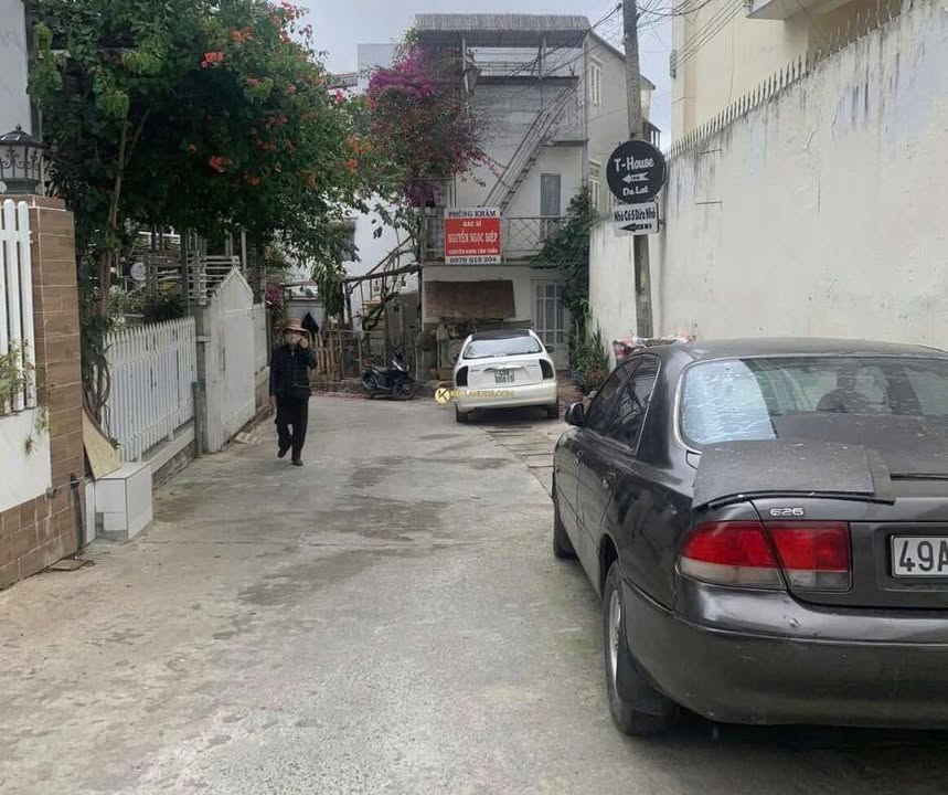Đất Phạm Ngọc Thạch, Đà Lạt 100,75m² giá 7,1 tỷ - Hẻm ô tô lớn, khu dân cư yên tĩnh!