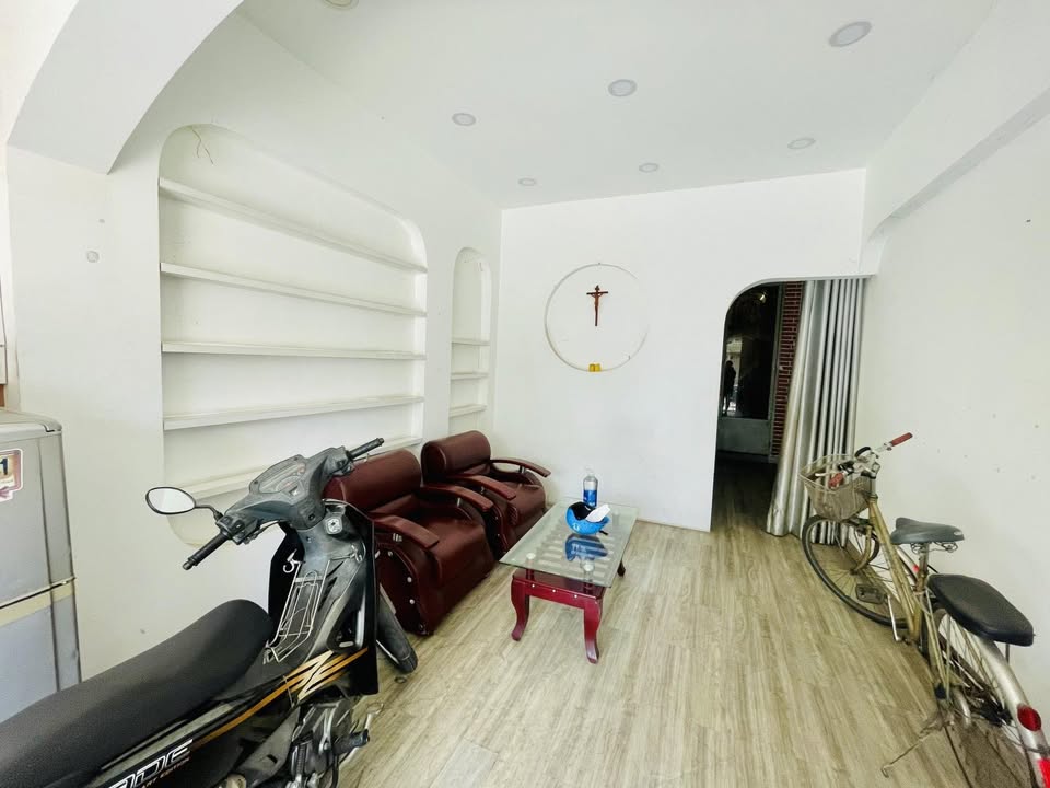 Nhà mặt tiền Trường Chinh Tân Bình 65m² giá 15 tỷ - Kinh doanh đa ngành