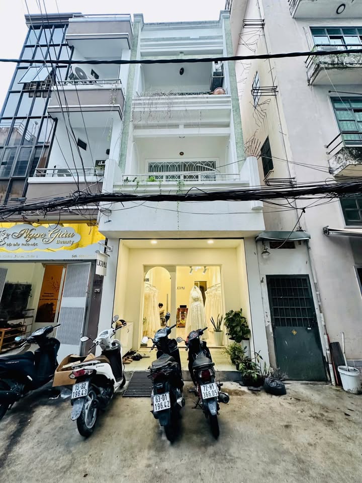 Nhà hẻm ô tô 41/1 Nguyễn Bỉnh Khiêm, Quận 1 - Diện tích 57m², giá chỉ 19.5 tỷ!