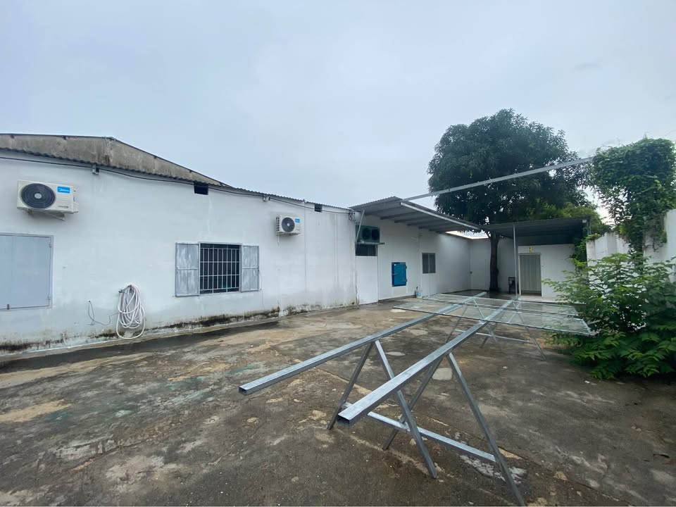 Kho xưởng cho thuê đường Ngô Đến, Nha Trang 700m² - Khu vực an ninh, không ngập lụt!