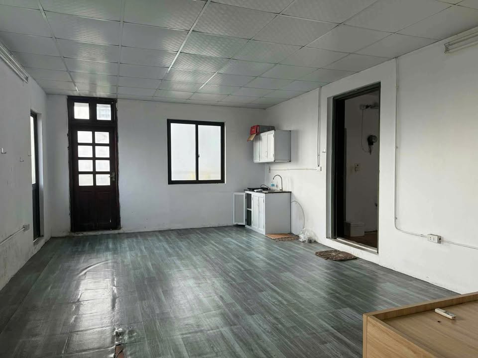 Phòng cho thuê tại Ngõ 283 Đội Cấn, Ba Đình 40m² giá 5 triệu - Không gian thoáng đãng