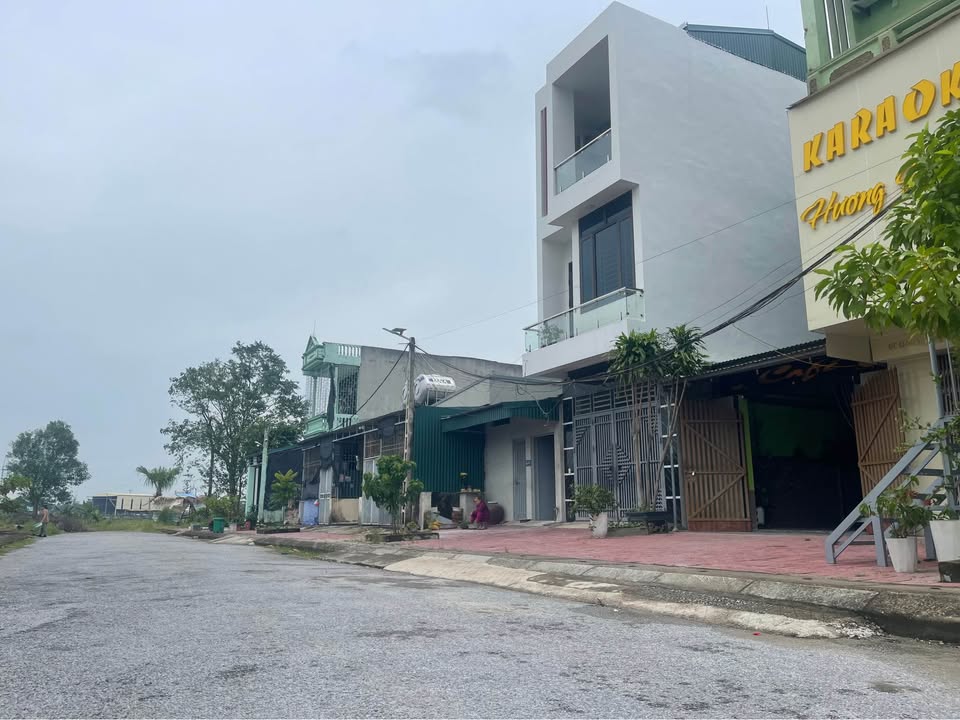 Bán 4 lô đất liền nhau tại Đông Vệ, Thanh Hóa - Sổ đỏ riêng từng lô!