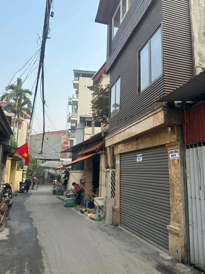 Nhà 3 tầng Thường Tín 44m² giá 3 tỷ - Nội thất cao cấp, sẵn sàng ở ngay!