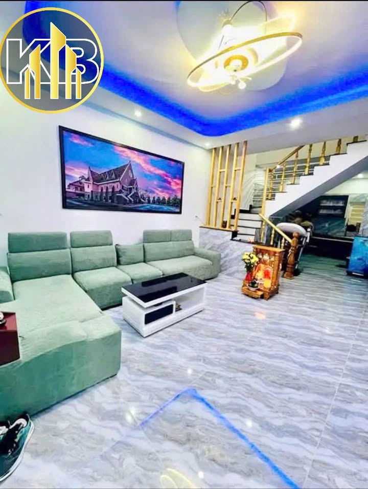 Nhà mới xây đường Kim Đồng, Đà Lạt 60m² giá 2.3 tỷ - Gần chợ và trường học!
