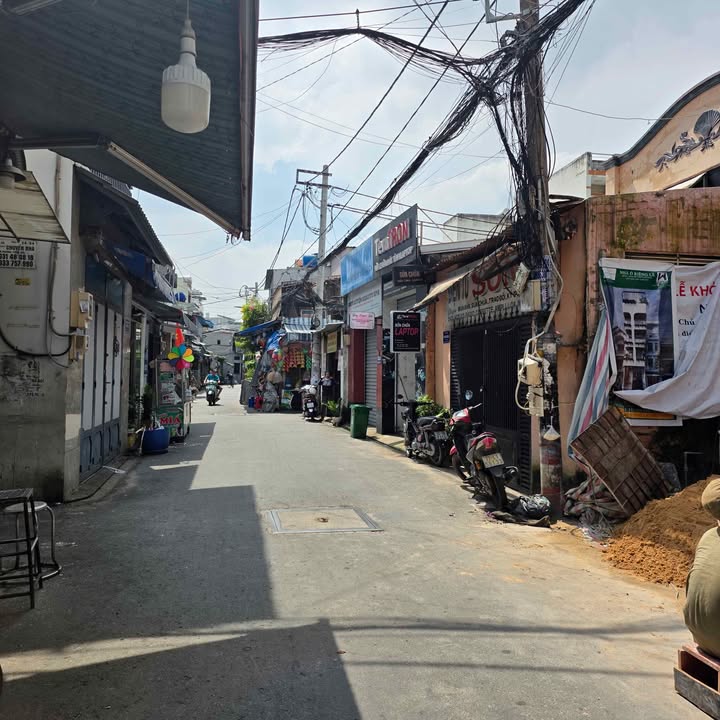 Nhà phố Tân Bình 60m² giá 5 tỷ - Lô góc 2 mặt tiền kinh doanh đỉnh!