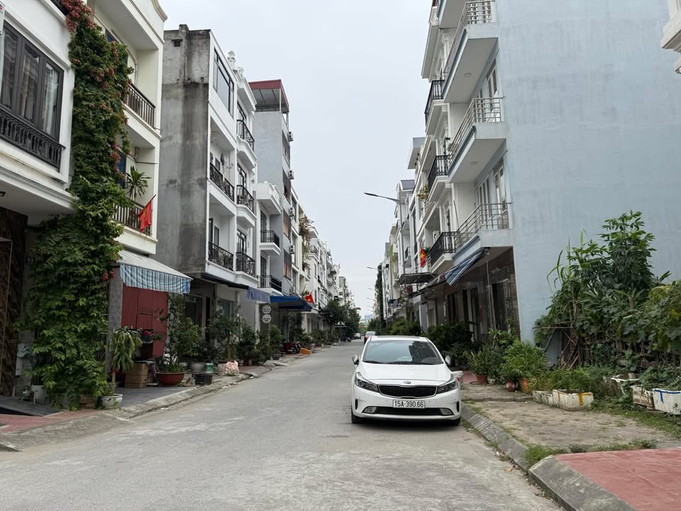 Đất nền Sở Dầu, Hồng Bàng 97m² giá 5.201 tỷ - Vị trí đẹp, sổ đỏ chính chủ!