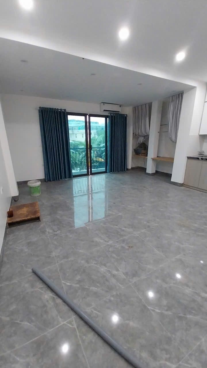 Cho thuê CHDV mới Yên Xá, Thanh Trì 125m² giá 85 triệu - Nội thất đầy đủ, thoáng mát!