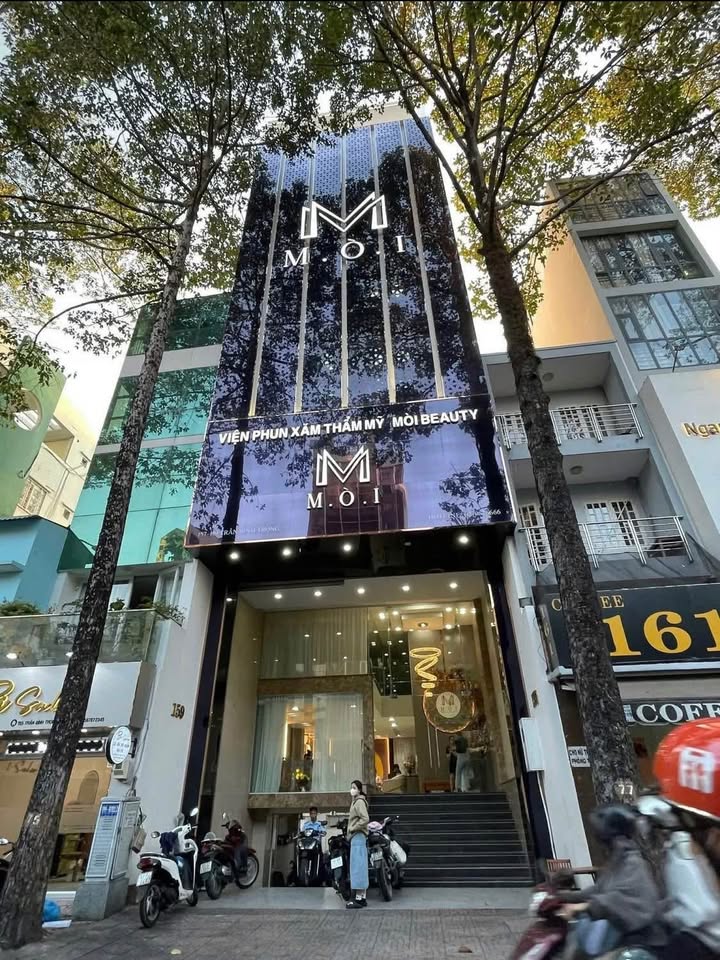 Nhà mặt tiền cho thuê đường Trần Bình Trọng, quận 5 - Diện tích 108m², nhận nhà ngay!