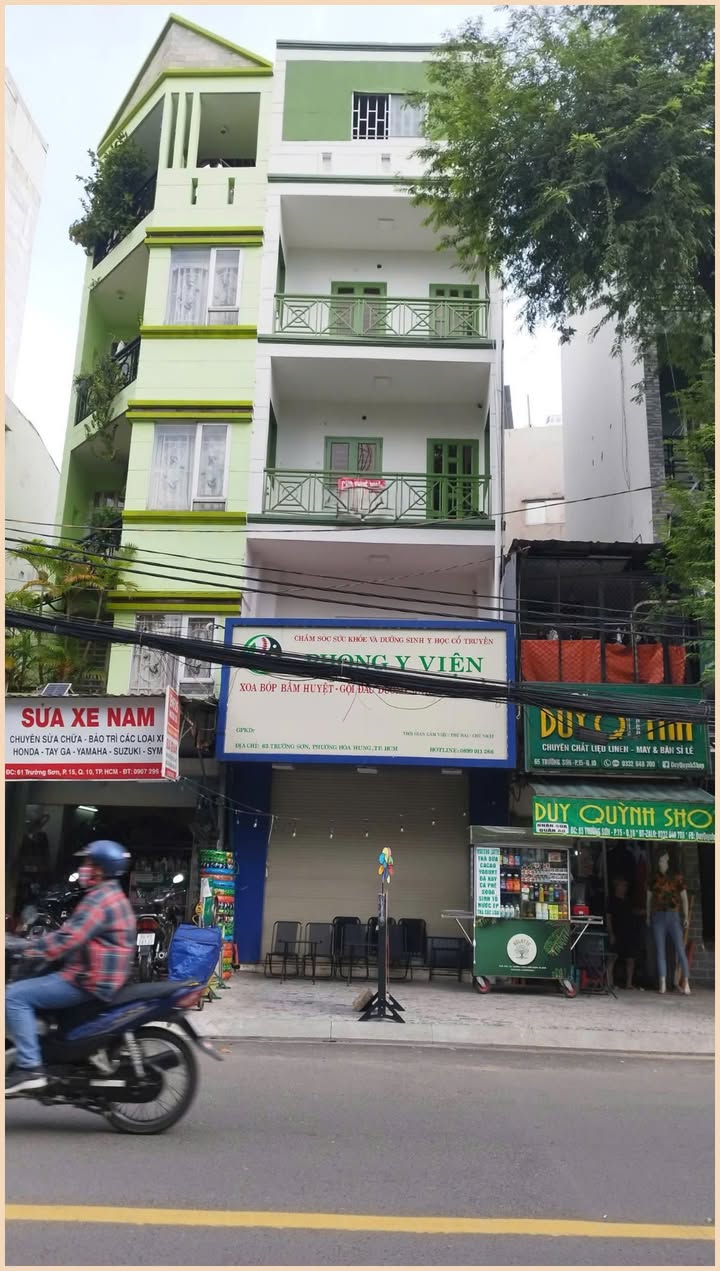 Cho thuê nguyên căn mặt tiền đường Trường Sơn, Q.10, diện tích 42m² - Kinh doanh sầm uất!