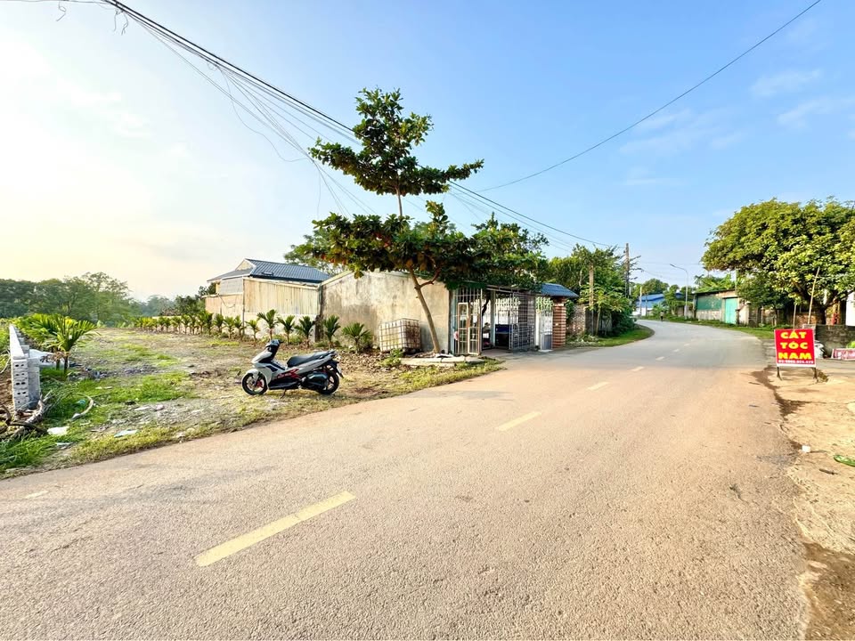 Đất nền Nhuận Trạch Lương Sơn 900m² - Tiềm năng đầu tư vượt trội!