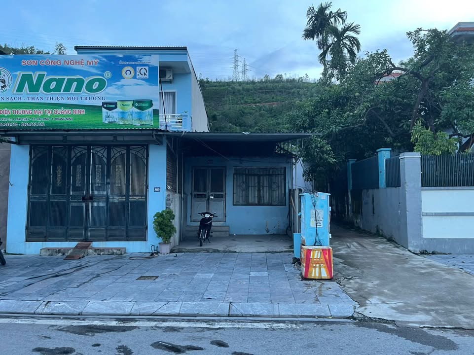 Nhà 2 mặt tiền tại Bãi Cháy, Hạ Long 101m² giá 6.6 tỷ - Chính chủ bán gấp!