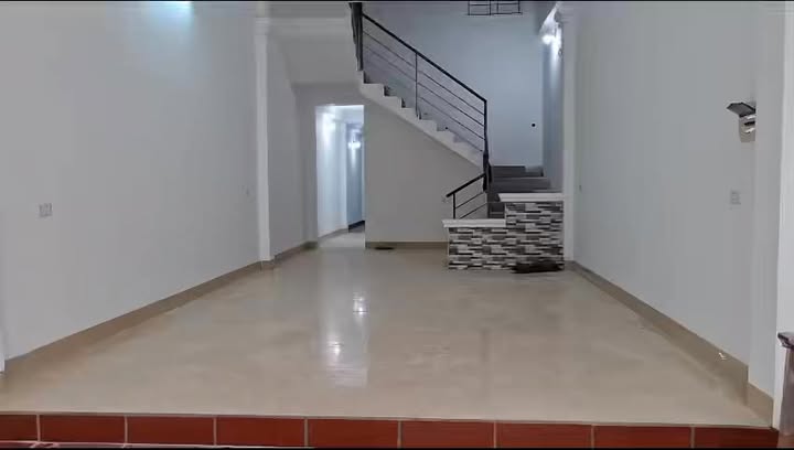 Nhà 2 tầng trung tâm TP Hưng Yên 88m² giá chỉ 2.8 tỷ - Đẹp như mơ!