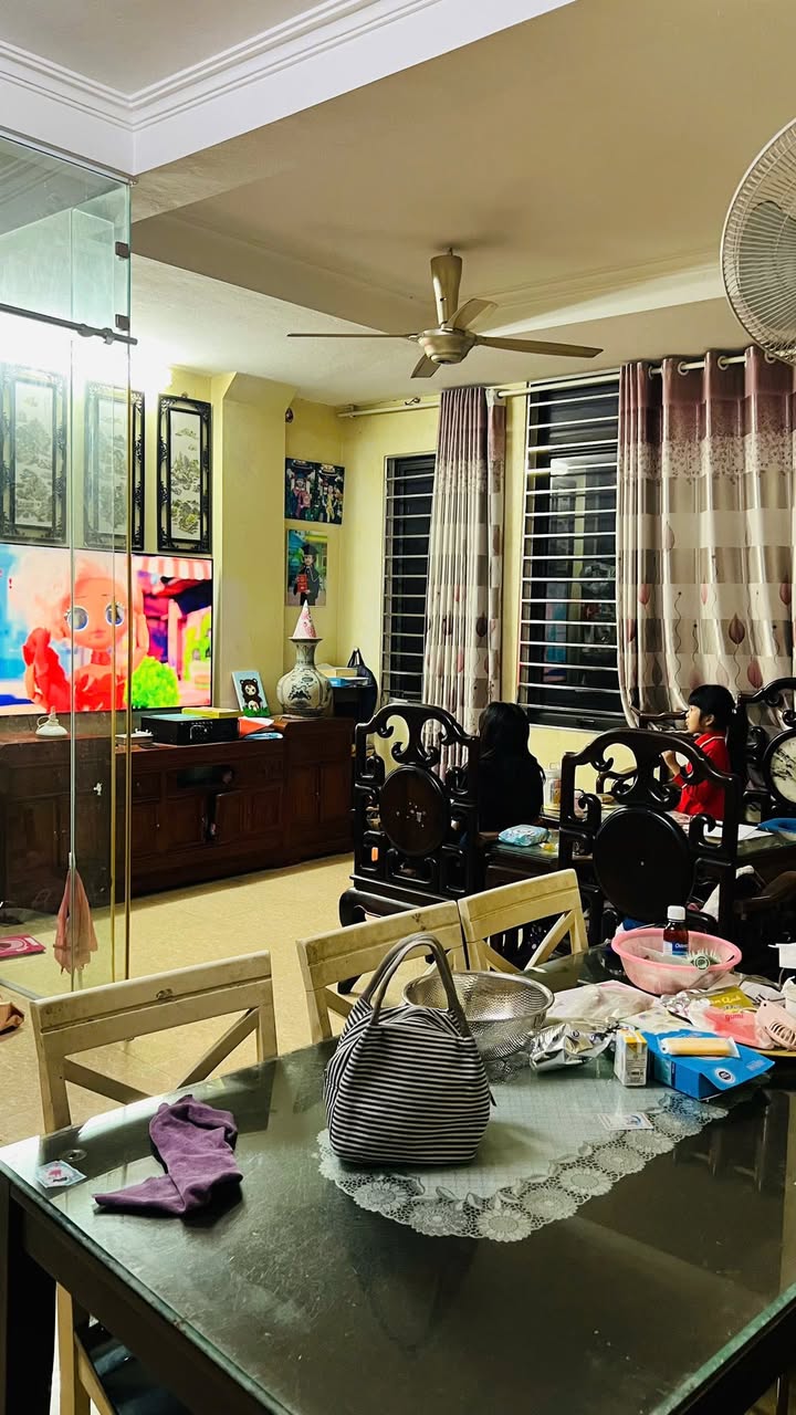 Cho thuê nhà mặt phố Ngô Thì Sỹ, Vạn Phúc 40m² - Full nội thất, vào ở ngay!