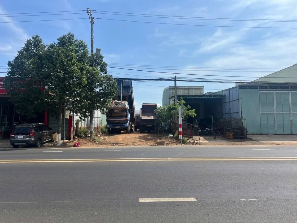 Bán gấp mặt tiền đường 17/3, huyện Chư Sê, 500m² - Khu vực kinh doanh sầm uất!