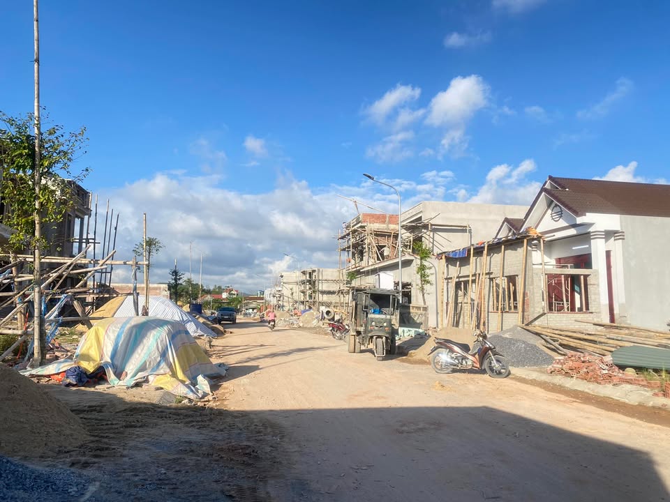 Đất Tân Trường 100m² giá thỏa thuận - Mặt tiền kinh doanh lý tưởng!