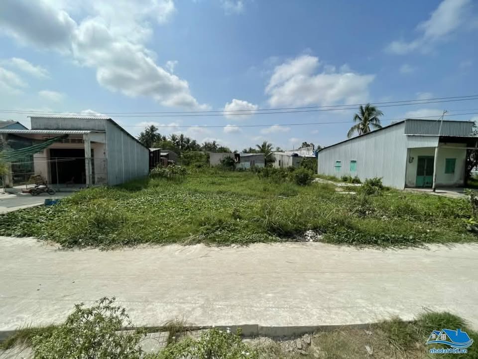 Đất thổ cư 434m² hẻm đường Lê Minh Xuân giá 1.19 tỷ - Cơ hội đầu tư hấp dẫn!