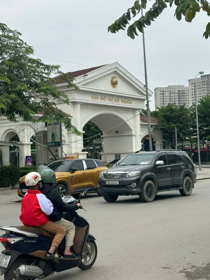 Nhà 5 tầng Yên Nghĩa, Hà Đông 30m² - Sẵn sàng vào ở ngay!