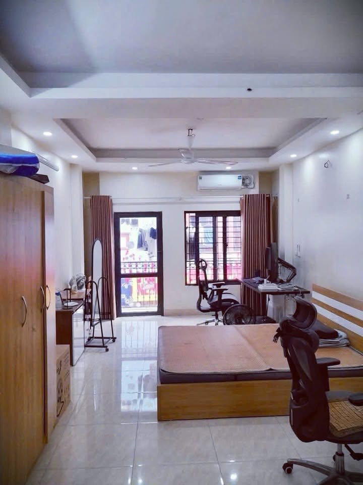 Chính chủ cho thuê CCMN Ngọc Lâm 38m² giá 5.5 triệu - Full nội thất mới tinh!