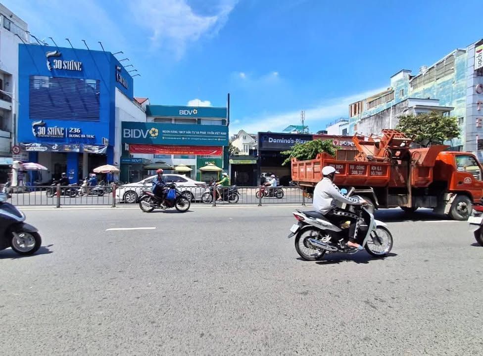 Nhà đẹp quận 8, 67m² giá 7 tỷ - Vị trí đắc địa gần trung tâm!