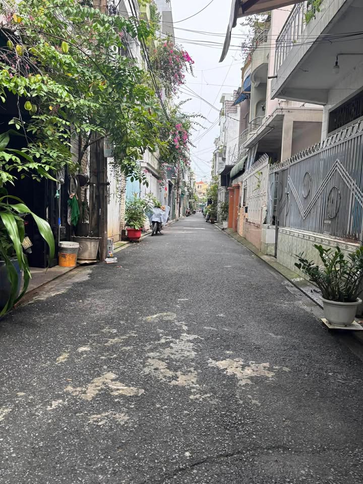 Nhà mặt tiền Tân Bình 40m² giá nhỉnh 5 tỷ - Kinh doanh online thuận lợi!