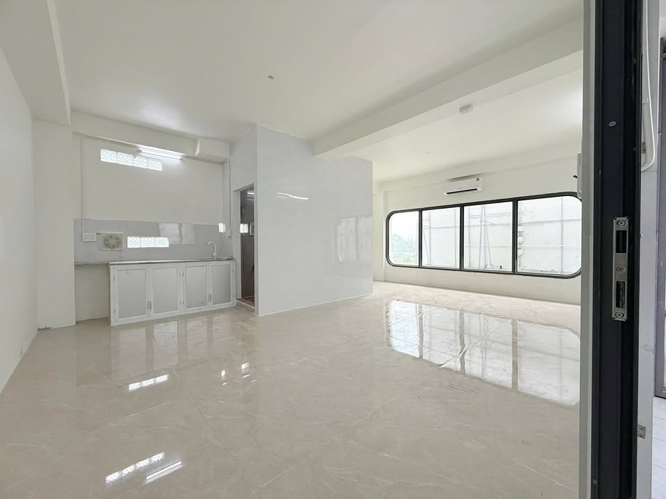 Căn hộ 35m² tại Dương Thị Mười - Cửa sổ khổng lồ, giá thỏa thuận!