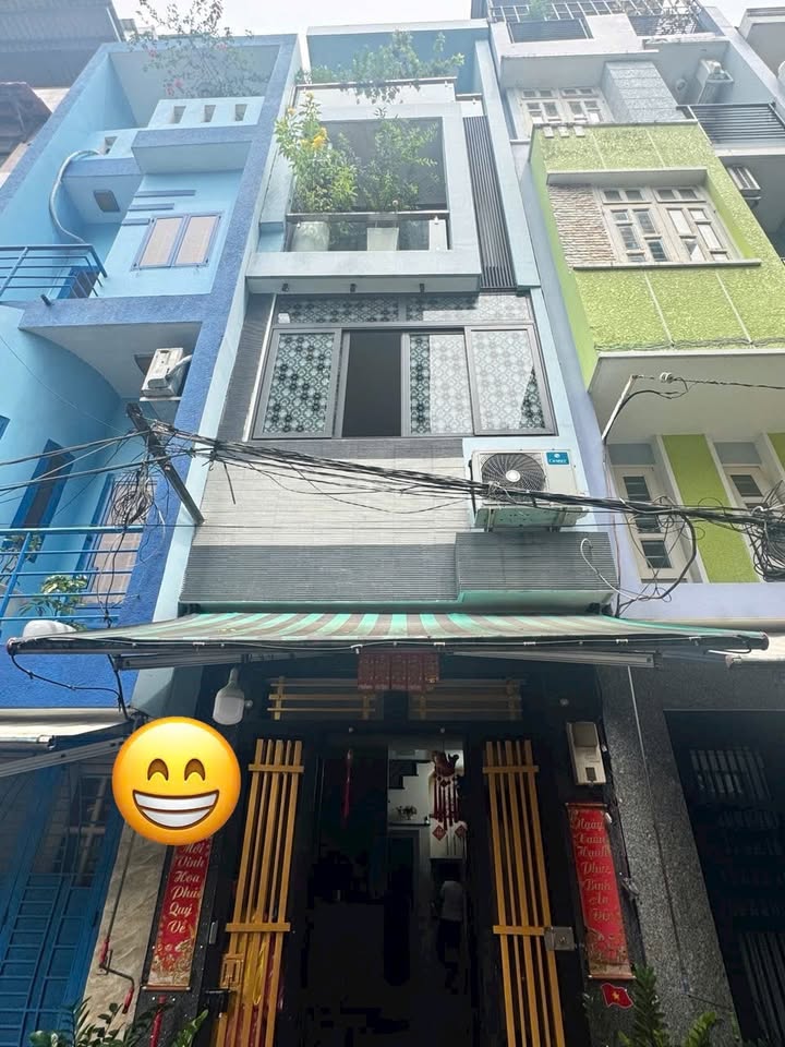 Nhà phố Quận 4 21m² giá 6.199 tỷ - Khu dân cư hiện hữu, không lo giải tỏa!