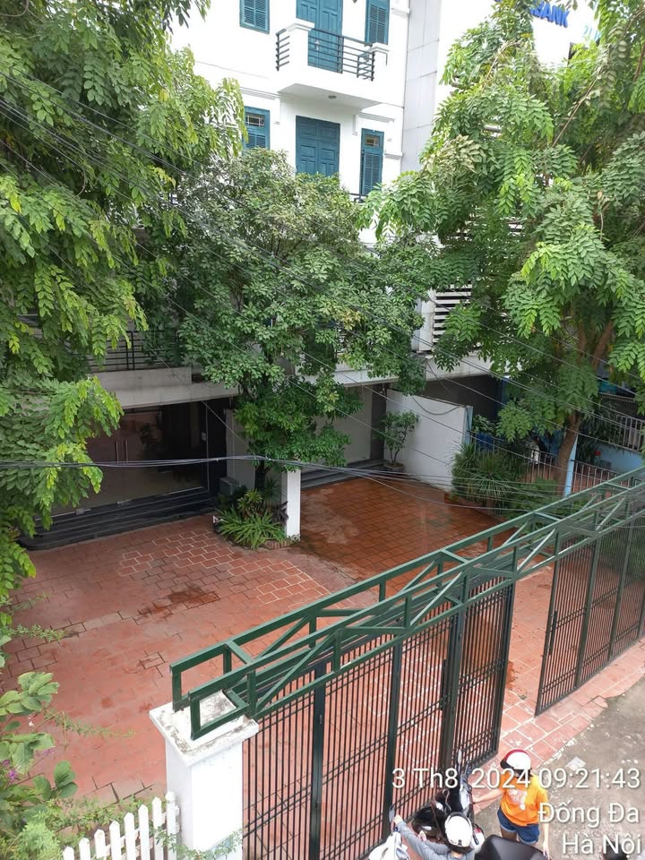 Nhà phố cho thuê Hoàng Cầu Đống Đa 300m² giá 120 triệu - Phù hợp kinh doanh đa dạng!