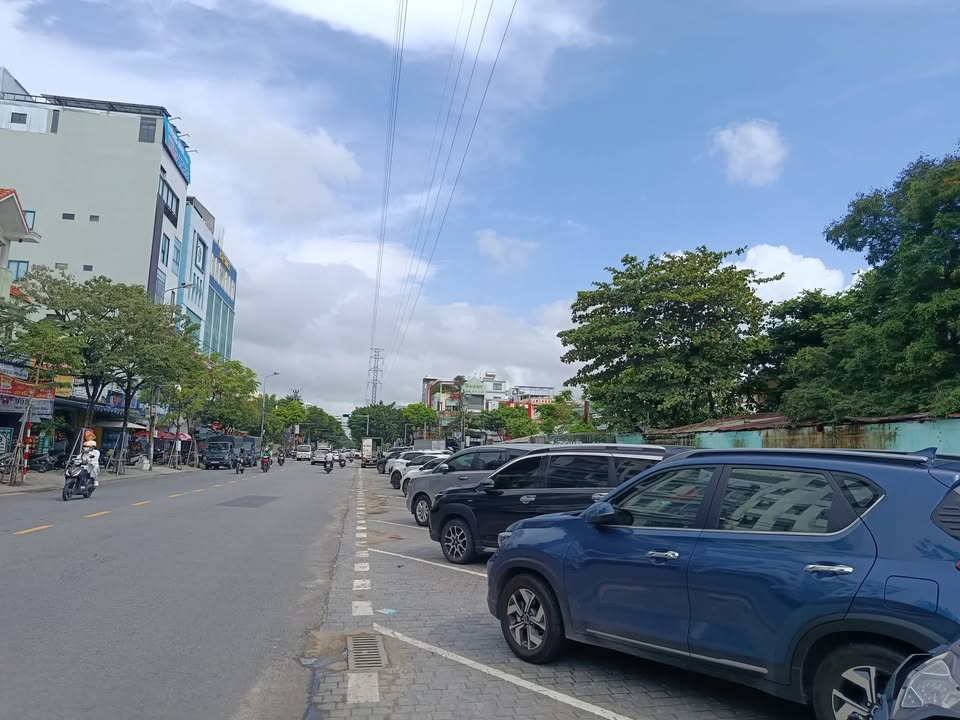 Nhà mặt tiền Lê Thanh Nghị 90m² giá 11 tỷ - Kinh doanh sầm uất