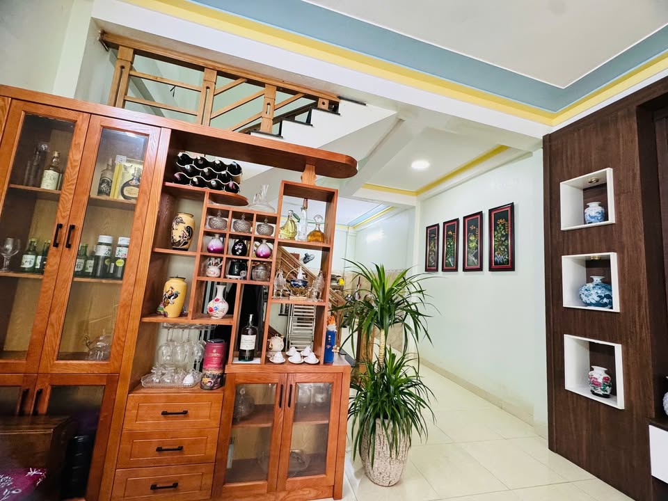 Nhà 2 tầng Quảng Thành 76,5m² giá 3 tỷ - Đầu tư sinh lời ngay!