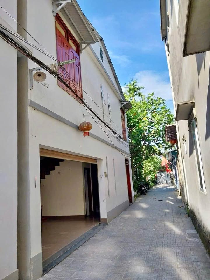 Nhà cho thuê 2 tầng đường Nguyễn Gia Thiều, TP Huế - Khu cán bộ an ninh, giá 4.5 triệu/tháng!