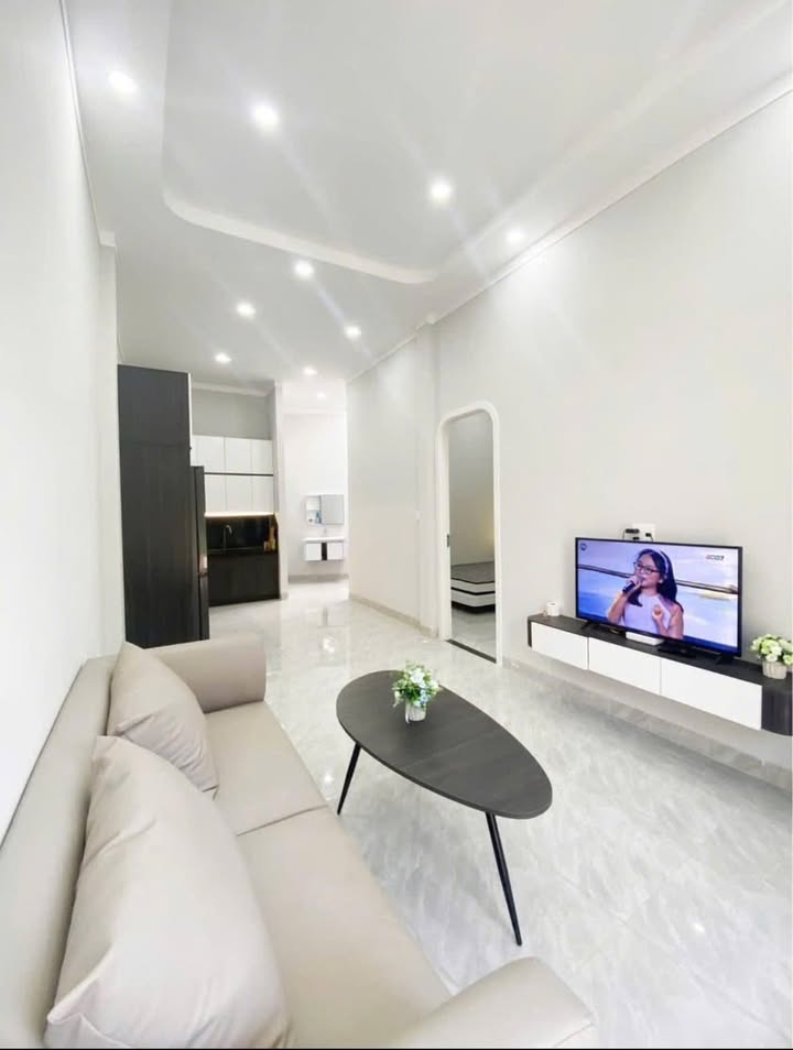 Nhà nguyên căn 60m² tại hẻm 723 Hà Huy Tập - Giá 6.5 triệu, Nội thất đầy đủ!