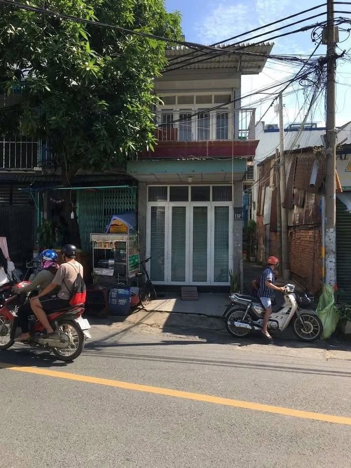Nhà mặt tiền Tam Bình, Thủ Đức 40m² giá 6 triệu - Thích hợp kinh doanh nhỏ!